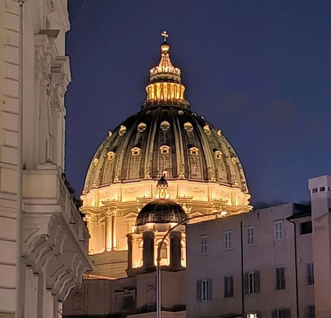 Vatican Apartment - Betty Home contacts